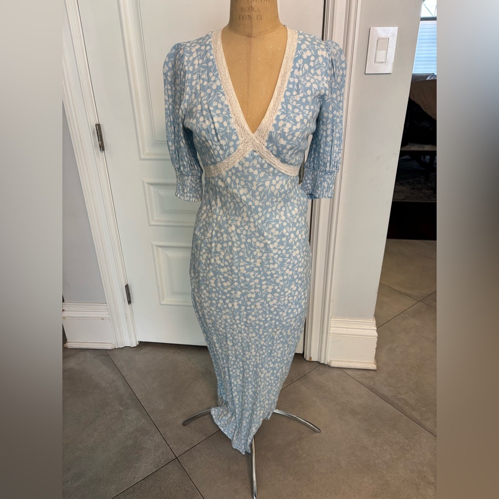 RIXO Light Blue and White Floral Long Sleeve Maxi Dress